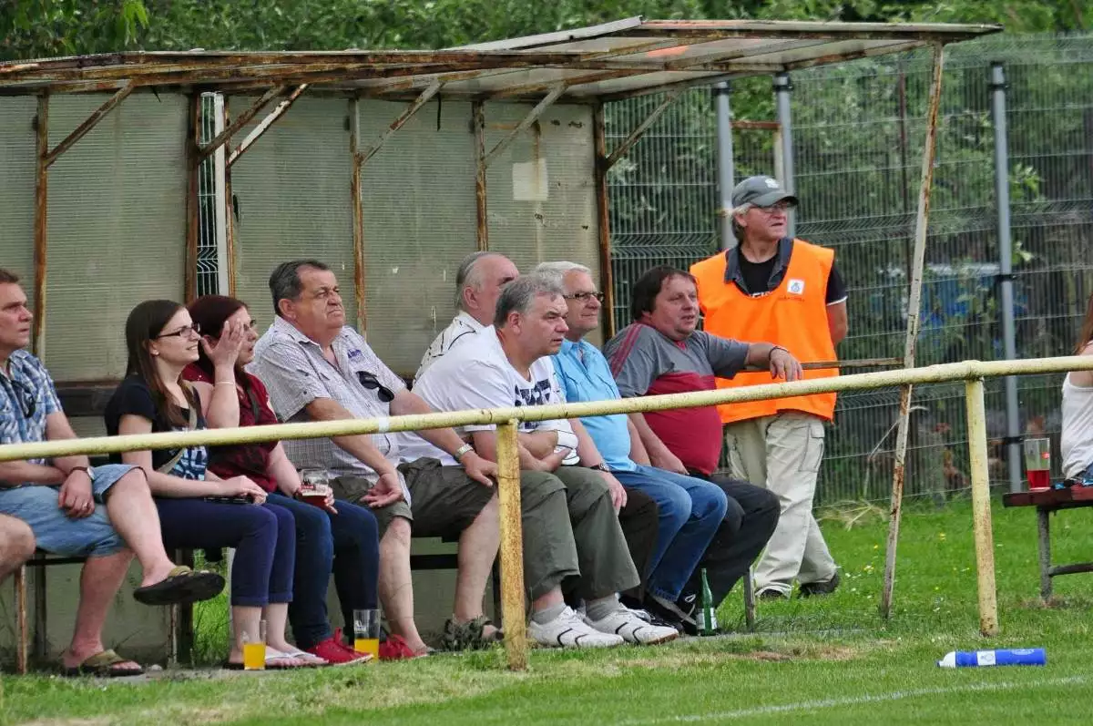 Fotbal: výsledky týdne 22/2015