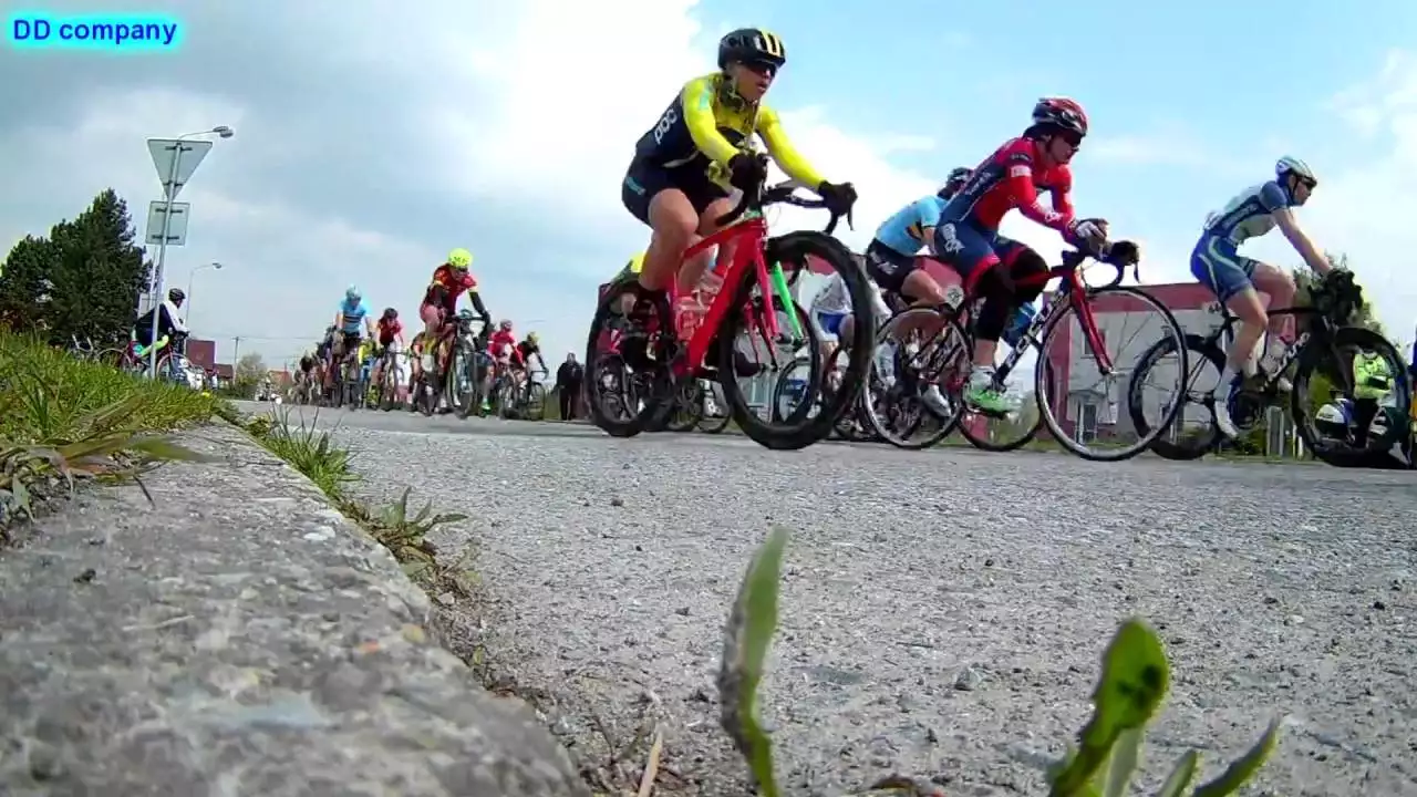 Video: Velocipedisté z Ostravy-Hrabové chvíli vedli závod Gracia