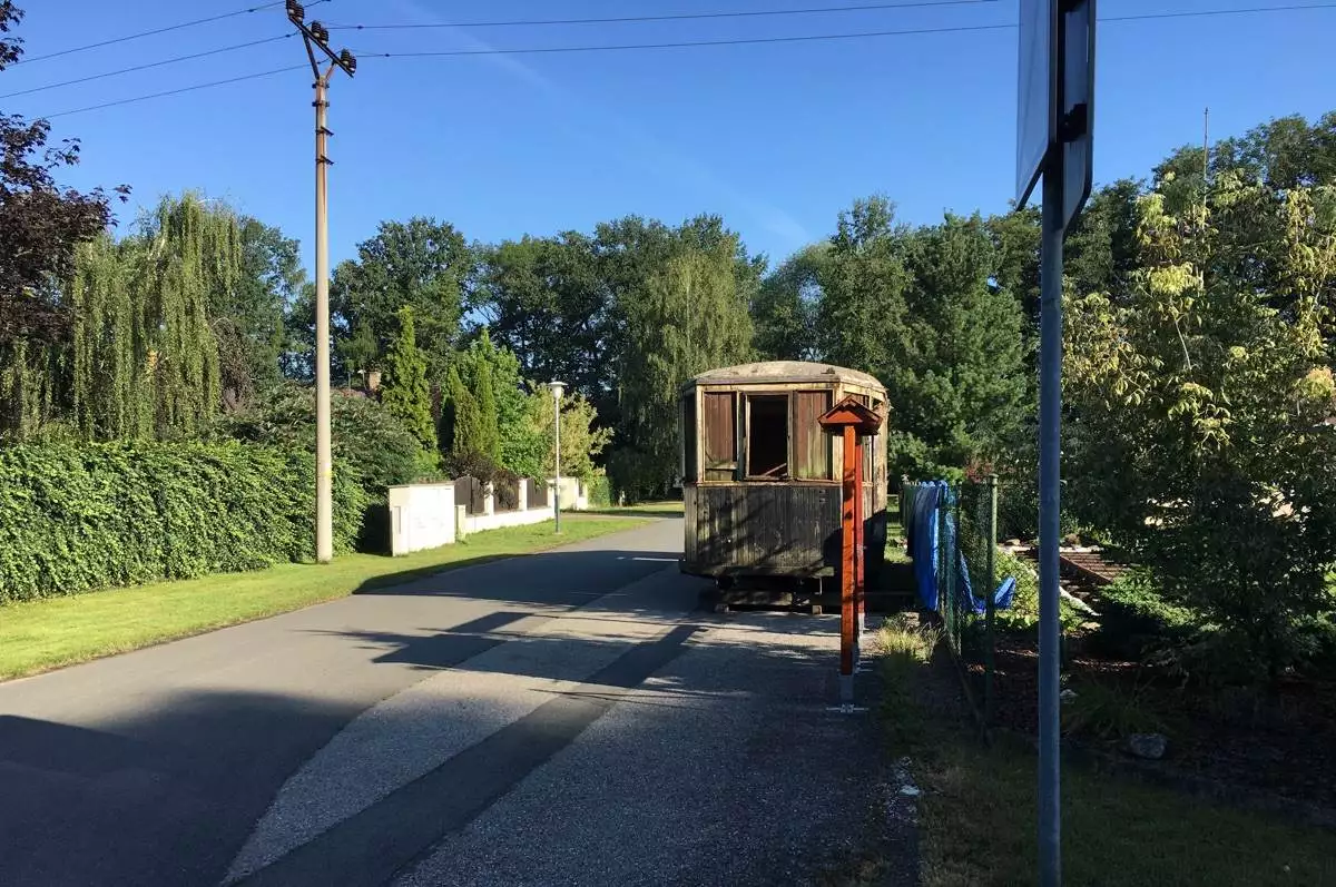 Historická tramvaj někomu překáží ve výhledu