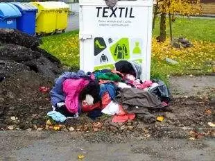 Hrabová: Občané z okolí kontejneru na textil žádají o jeho přesun jinam