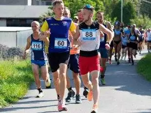 (FOTO) Ohlédnutí za Hrabovským půlmaratonem / čtvrtmaratonem